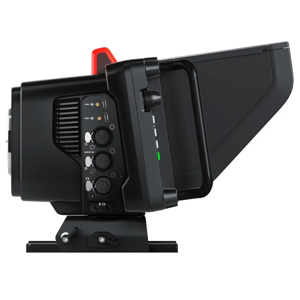 BLACKMAGIC DESIGN Studio Camera 6K Pro mit Super-35-Sensor, EF-Mount und integriertem Live-Streaming