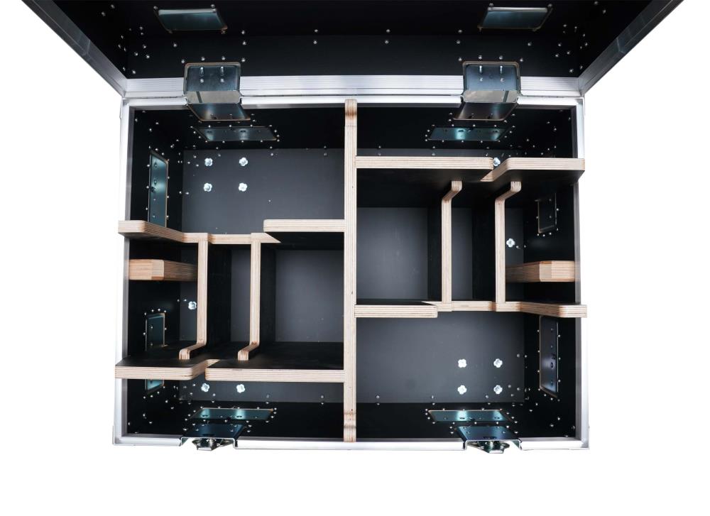 AMPTOWN CASES für 2x ChainMaster D8+ 250 ULTRA MIT GRIFFEN, PVC schwarz, 4x Blue Wheel, 8x Klappgriff, stapelbar