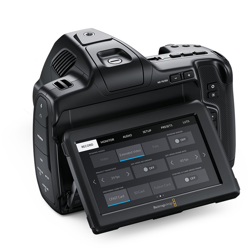 BLACKMAGIC DESIGN Pocket Cinema Camera 6K Pro Digitalfilmkamera mit Super-35-Sensor, EF-Mount und integrierten ND-Filtern